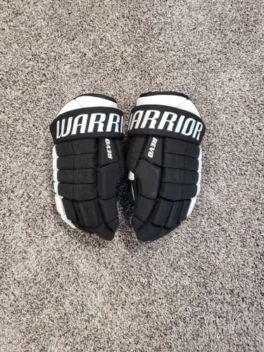 Black Used Senior Warrior Dynasty AX3 Gloves 14"