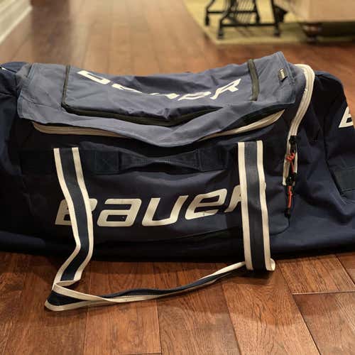 Bauer 950 Player Bag