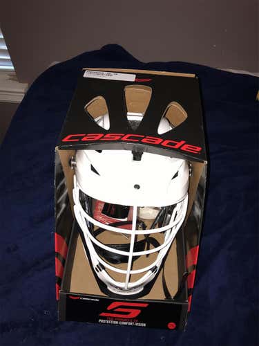 White New Player Cascade S Helmet