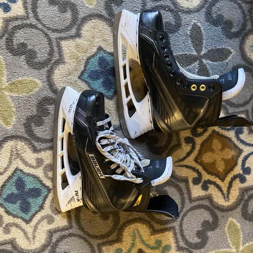 Bauer Supreme 160 Size 8 Hockey Skates