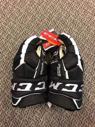Black New CCM Tacks 9080 15"  Gloves