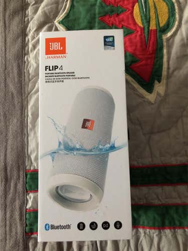 Brand New JBl Flip 4 Speaker