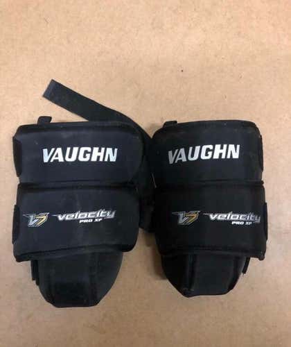 Vaughn Velocity V7 XF Knee Pads