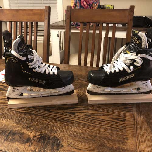 Used Bauer Supreme 2S Pro D&R (Regular) Size 5 Hockey Skates