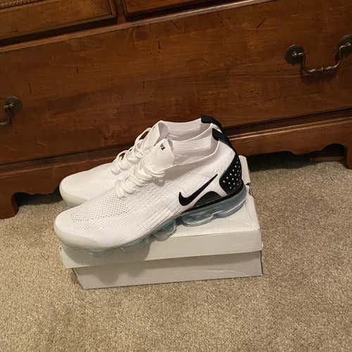 White Men's 11 (Women's 12) Nike Shoes