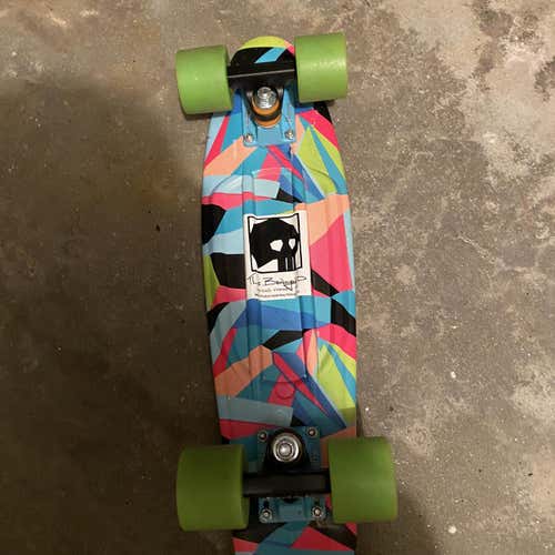 BRAND NEW PENNY BOARD SKATEBOARD