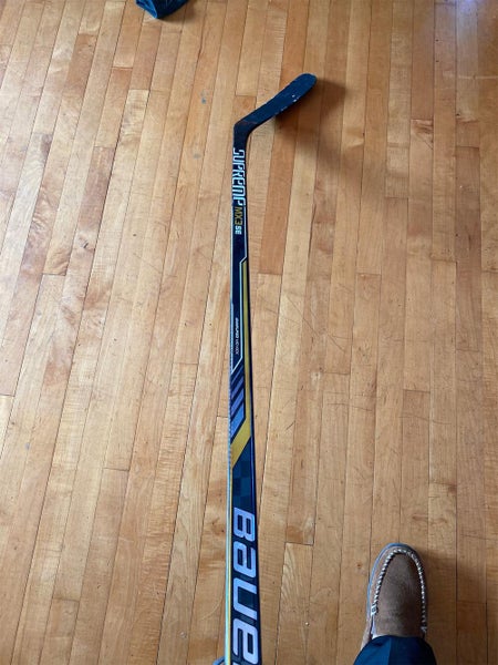 Used Right Handed Supreme MX3 Mid Hockey Stick