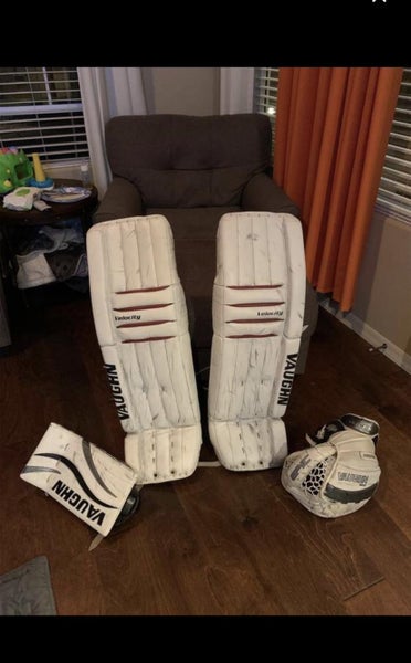 White Used 36" Regular Pro Stock Goalie Full Set