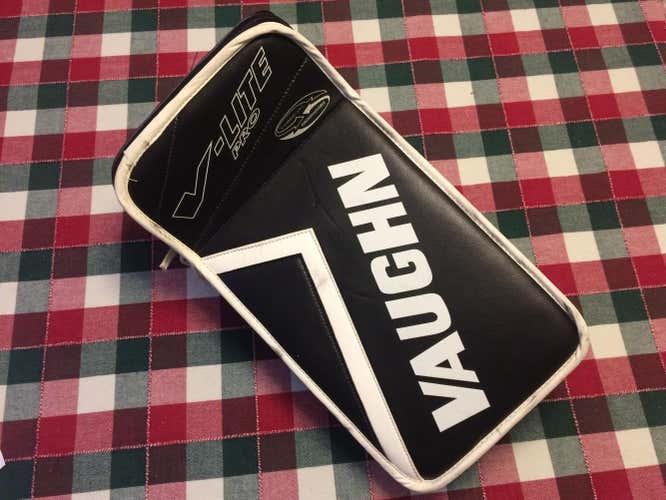 Used Senior Vaughn Full Right V-Lite Pro