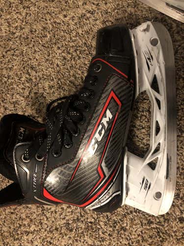 Used Junior CCM Hockey Skates Size 5.5