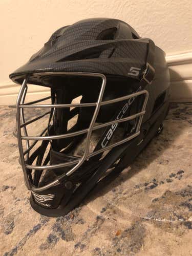 Used Cascade S Helmet Carbon Fiber (not a wrap helmet comes as seen