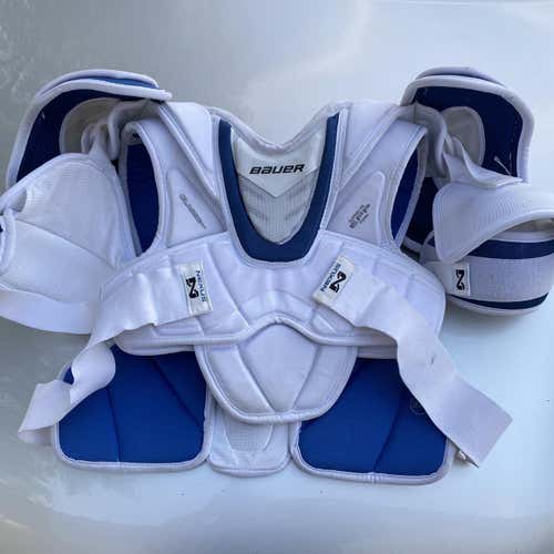 Used Large Bauer Nexus 8000 Shoulder Pads