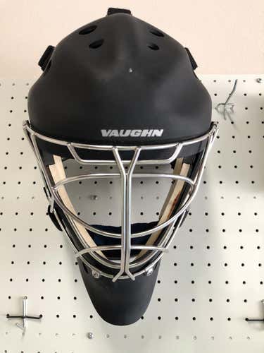 Black Senior Used Vaughn Goalie Mask