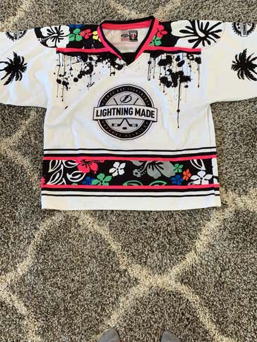 New Medium CCM Pro Stock Jersey