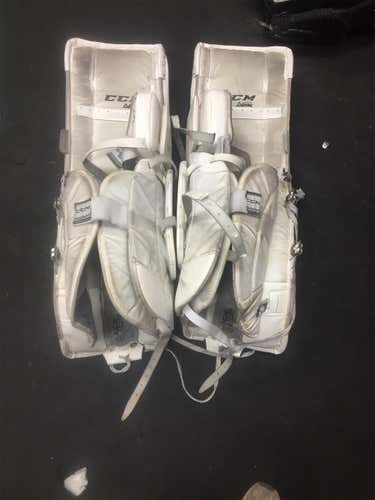 White Used 33" CCM Extreme Flex II  Goalie Leg Pads - Price Is Negotiable