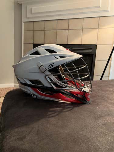 White New Player Cascade S Helmet