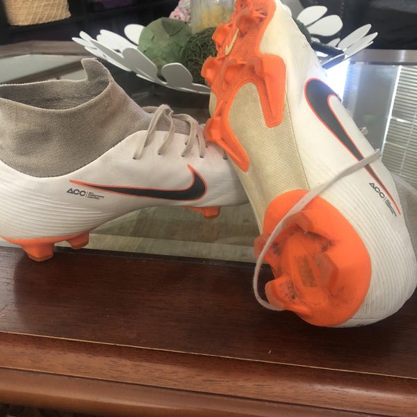 White Unisex Molded Cleats Mercurial Superfly 6 Pro FG Cleats