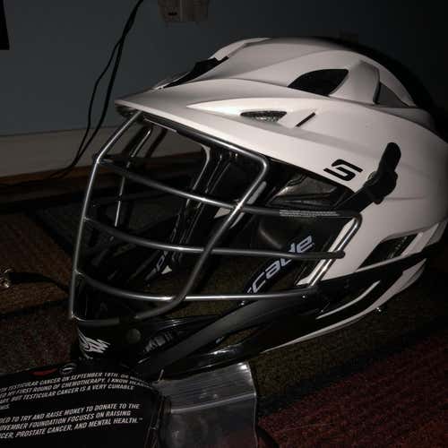 *NEW* White Cascade S Helmet