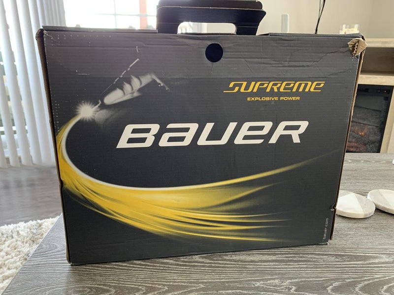 New Senior Bauer Supreme 160 Hockey Skates EE (Extra Wide) Size 9