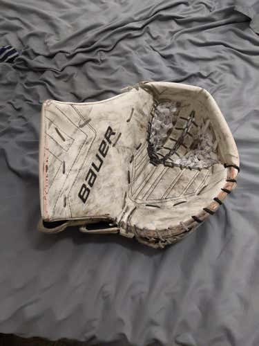 White Senior Used Bauer Regular Supreme One.9