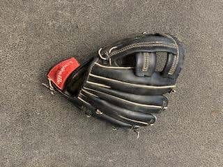 Used Louisville Slugger Left Handed Player series Baseball Glove 10"