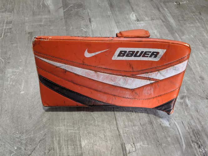 BAUER SUPREME ONE55 BLOCKER SENIOR SR REGULAR RIGHT HAND NIKE ORANGE BLACK WHITE