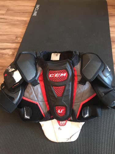 Custom Ccm U+12 Shoulder Pads