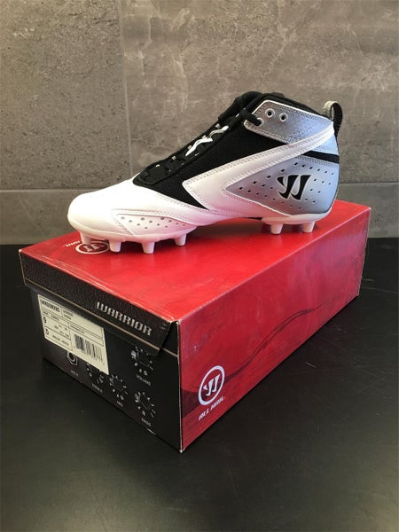 New Silver/Black Warrior by New Balance Men's Molded Size 9 Mid Cut Cleats