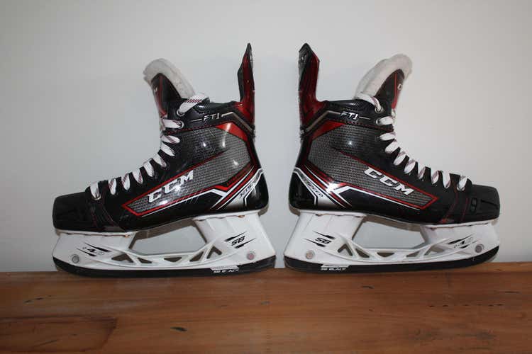 Senior Used CCM JetSpeed FT1 Hockey Skates D&R (Regular) Size 7.5