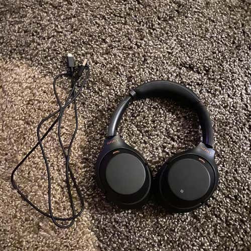 Sony Headphones (trades For Baseball)