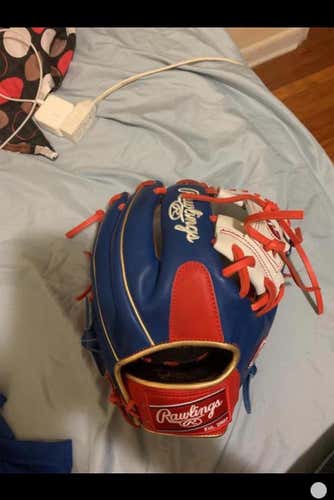 Used Right Handed 11.5" Baseball Glove