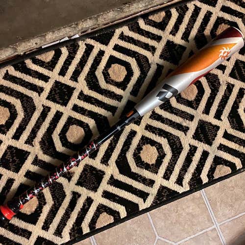 Used 2018 Hybrid Voodoo Balanced (-10) 30" Bat