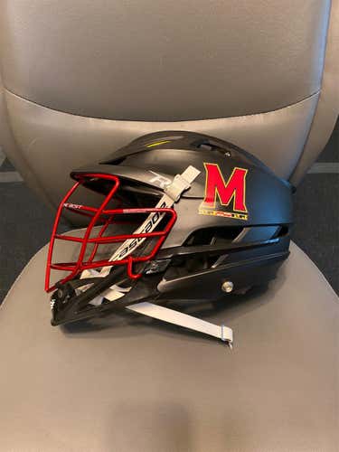 Black New Player Cascade R Helmet