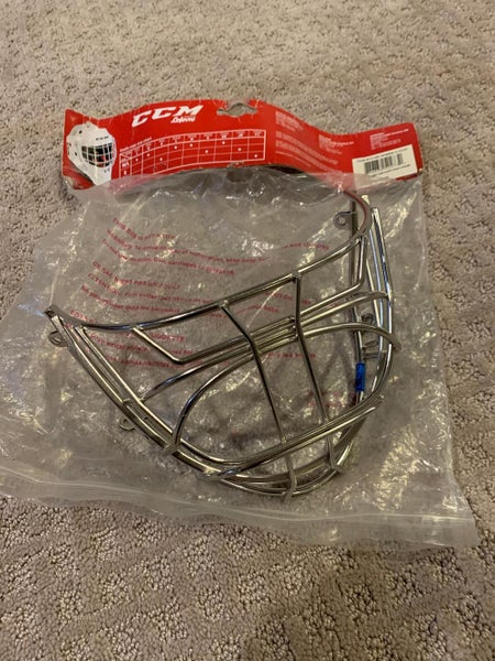 New Senior CCM 9000 Goalie Mask CAT EYE, CAGE, BRAND NEW ! MSRP $70 !
