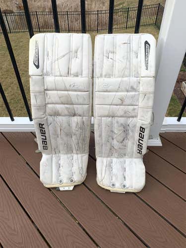 White Used 30" Reactor 2000 Goalie Leg Pads