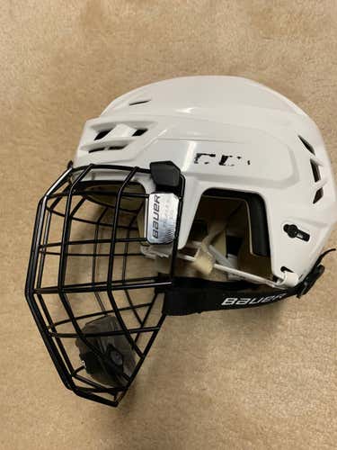 CCM Resistance 110 White Medium Helmet w/ Bauer Profile II Black Large Cage