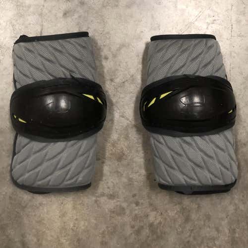 Used Medium/Large Under Armour Arm Pads