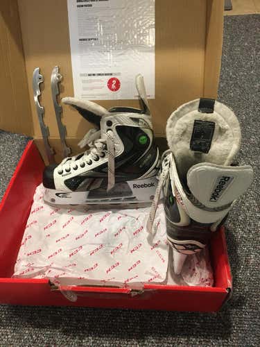 Senior Used Reebok 14k Hockey Skates Size 7