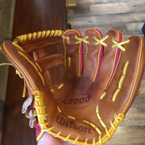 Red Used Infield A2000 DP15 Pedroia Fit. 11.75" Baseball Glove