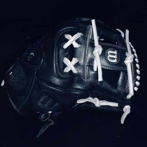 Black Infield A2000 11.25" Baseball Glove