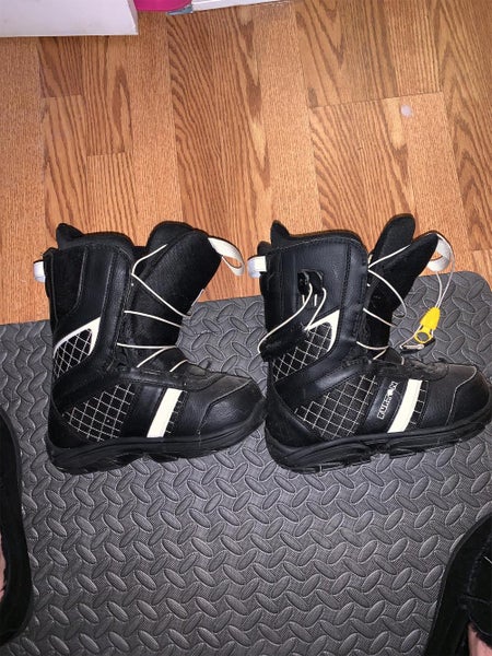 Unisex 5.0 (Women's 6.0) Burton Ruler All Mountain Snowboard Boots