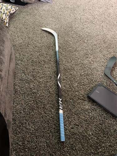Used Vapor 1X Lite Hockey Stick Mid Pro Stock