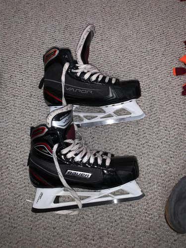 Senior Bauer Vapor X700 D&R (Regular)  Size 9 Hockey Goalie Skates