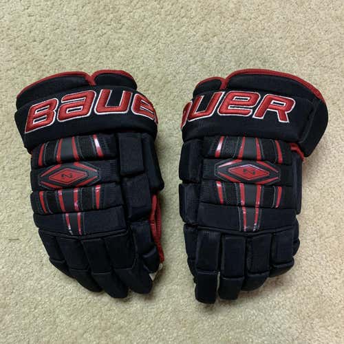 Black Used Bauer Nexus 800 14"  Gloves