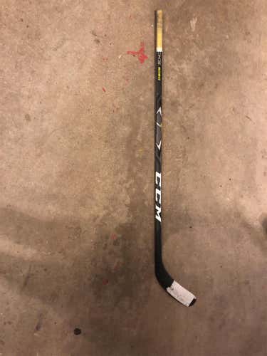 Used Right Handed Tacks 9080 Hockey Stick