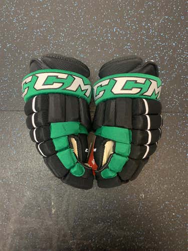 New North Dakota CCM HG4PC 14" Pro Stock Gloves