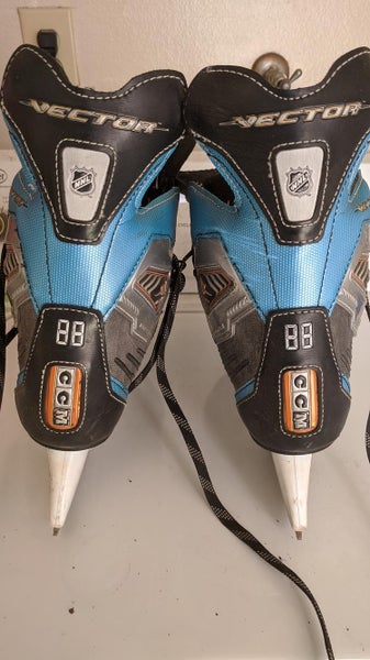 Senior Used CCM Vector 6.0 Hockey Skates Size 10