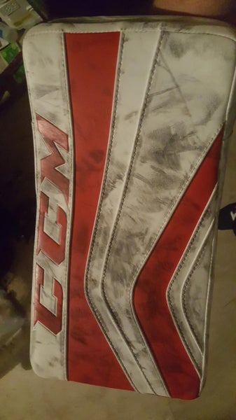 Used Senior CCM Revolution 597 Regular Blocker