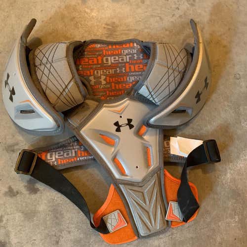 New Large Under Armour Revenant Shoulder Pads