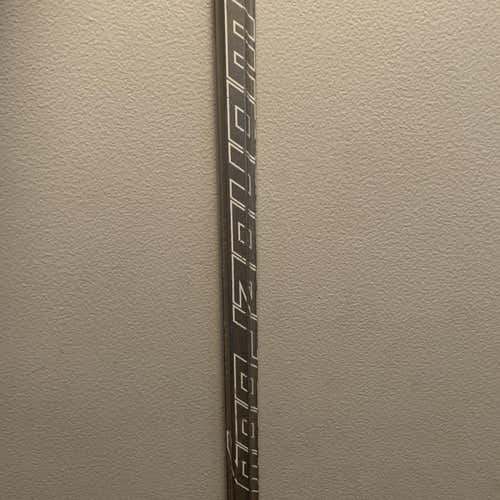 Like-New Maverik Wonderboy Shaft D-pole